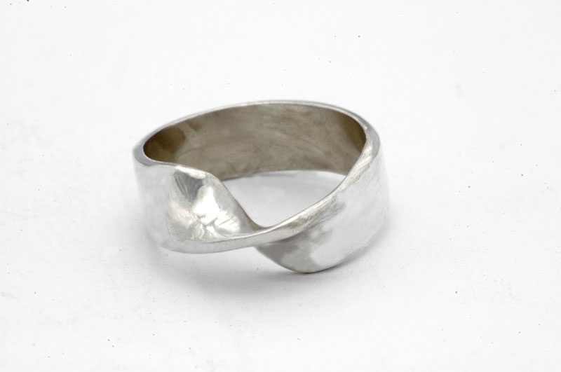 mobius-ring3.jpg